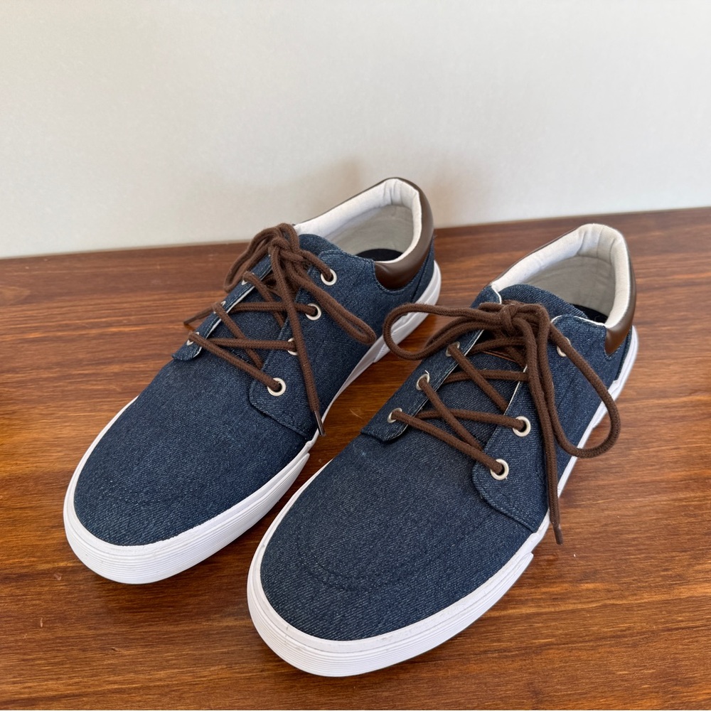 St John’s Bay Denim Lace-Up Sneakers Size 11 Casual Canvas Low Top Shoes Mens